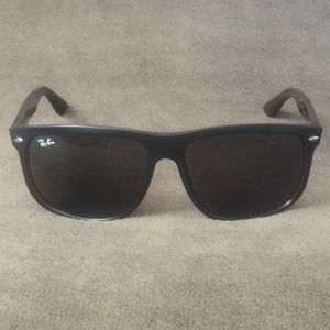 Ray-Ban Sunglasses RB4147